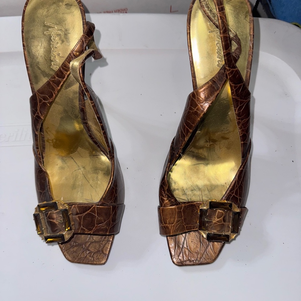 Brown Crocodile Pattern Women's Sandals 3”